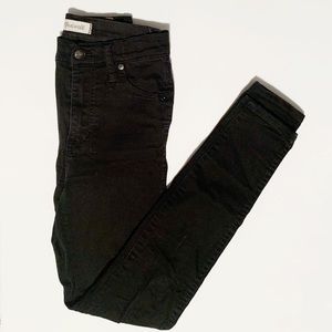 Madewell High-Rise Skinny Jeans in Lunar Wash